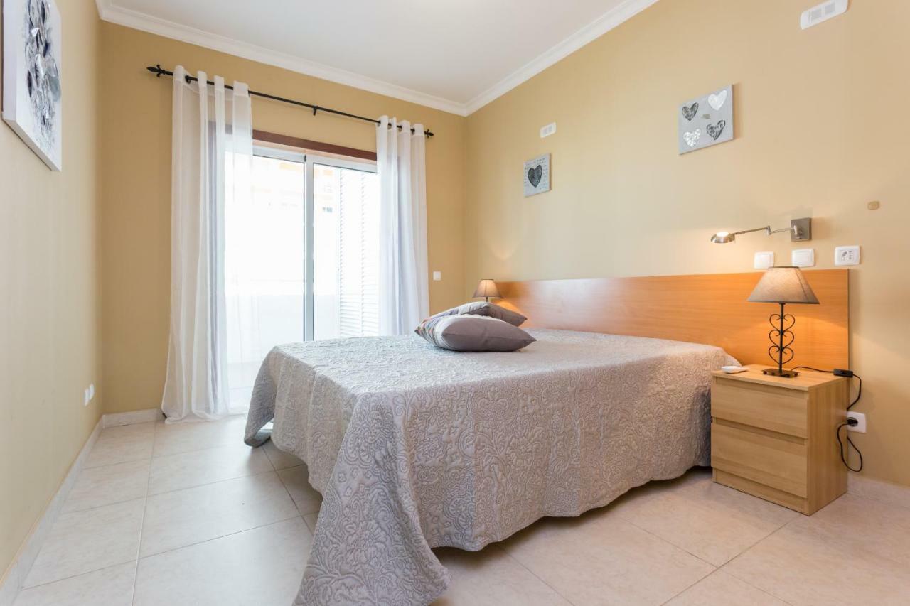 Edificio Sol Matos Apartment Портиман Екстериор снимка